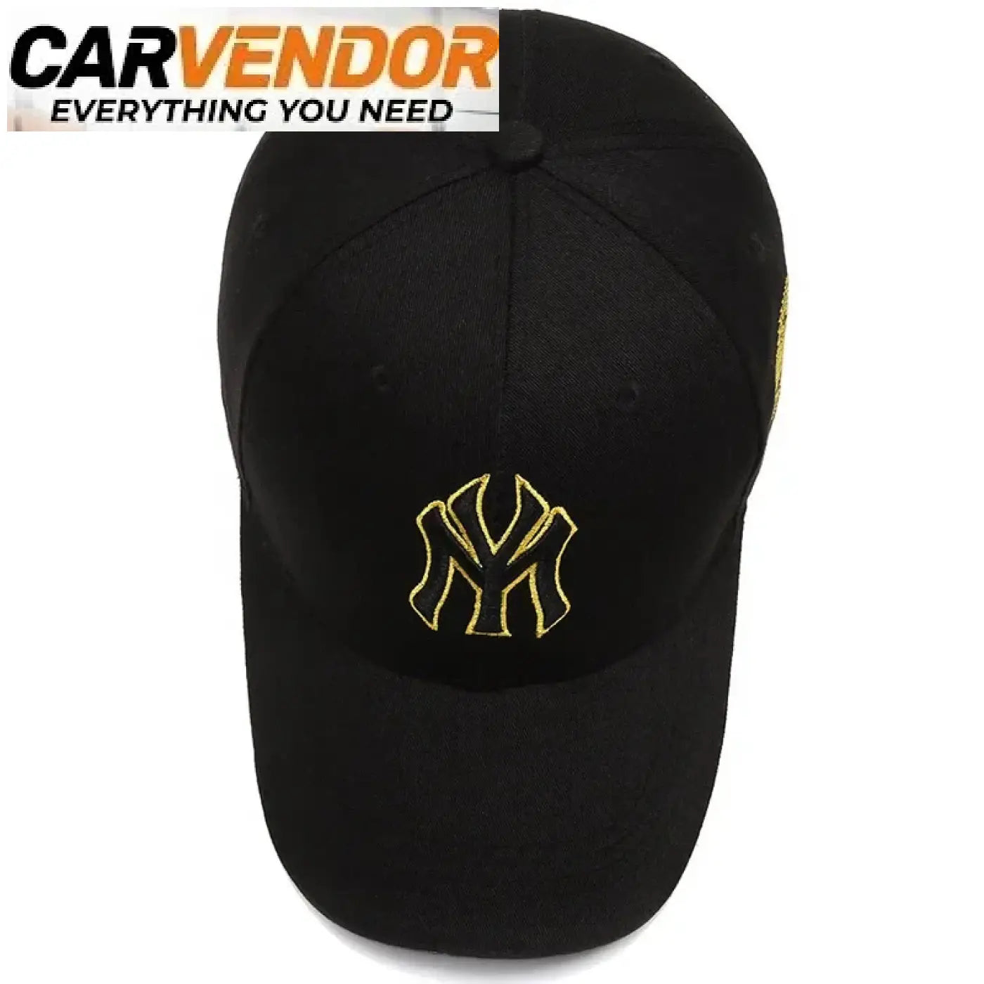 Musta brodeerattu yankees lippalakki jossa säädettävä takaosa ja kullanvärinen logo